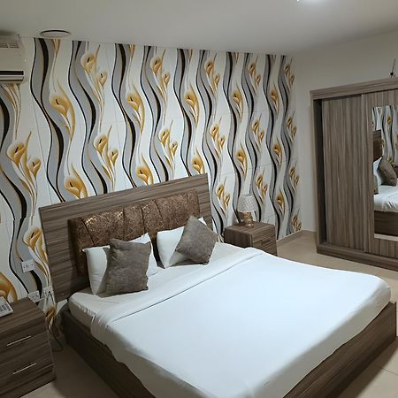 Rayan Hotel Apartments Amman Esterno foto