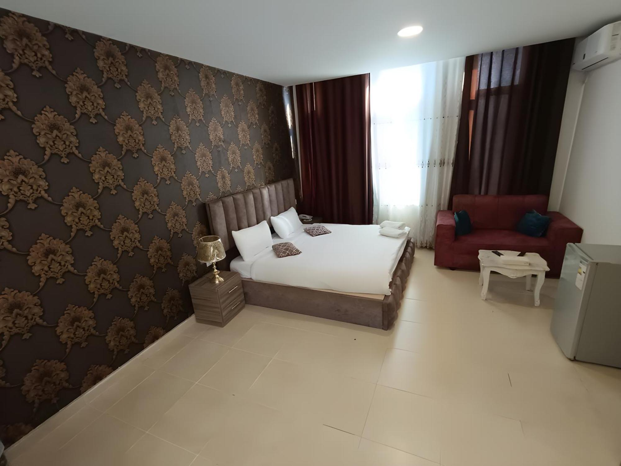 Rayan Hotel Apartments Amman Esterno foto