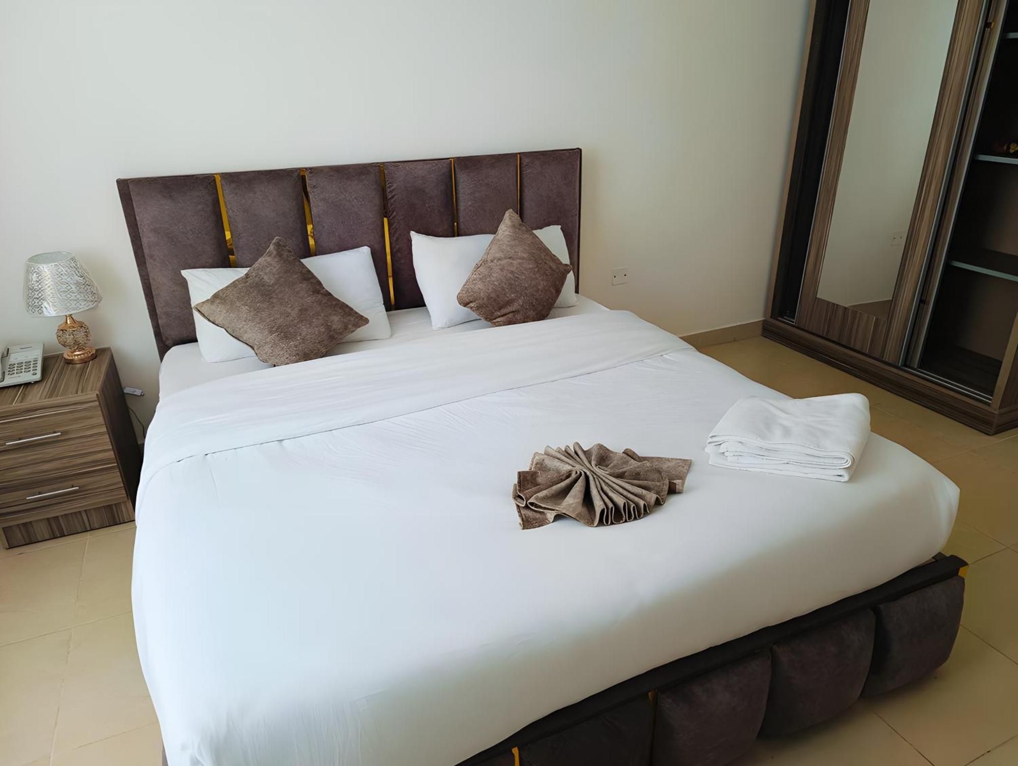 Rayan Hotel Apartments Amman Esterno foto