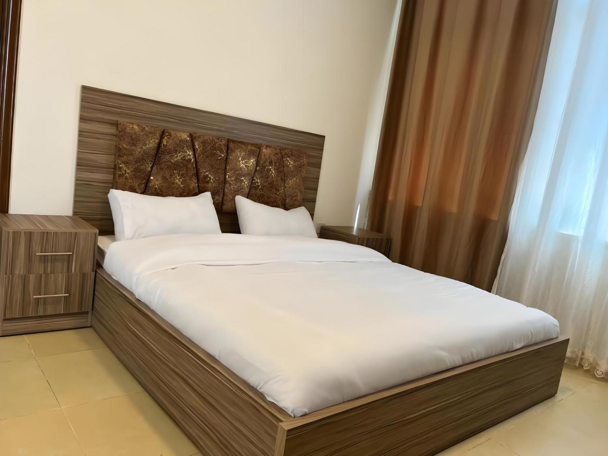 Rayan Hotel Apartments Amman Esterno foto