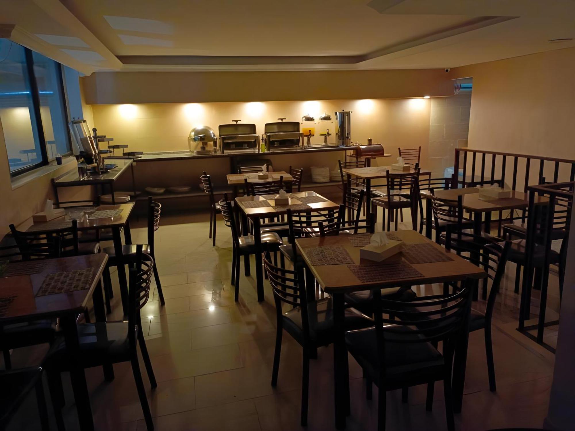 Rayan Hotel Apartments Amman Esterno foto