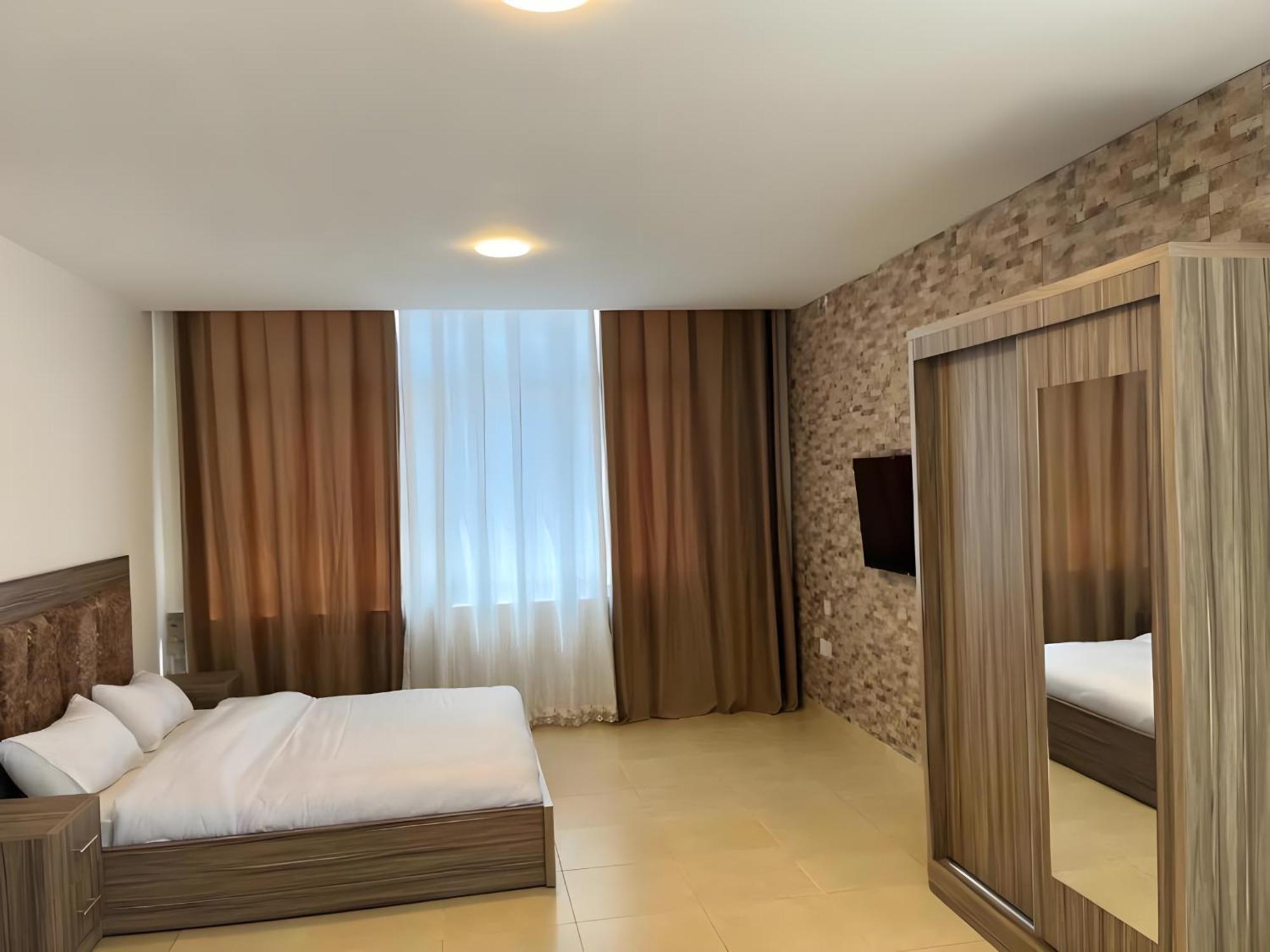Rayan Hotel Apartments Amman Esterno foto